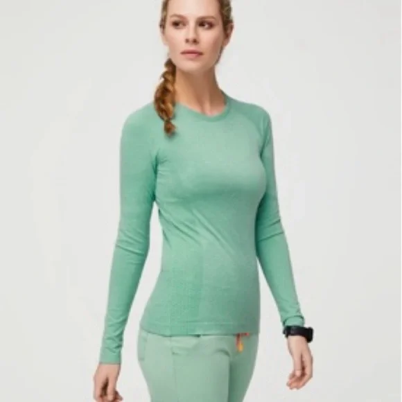 FIGS Salta Seamless Long-sleeve Underscrub Top Size Large Seafoam Green 💚 - Picture 2 of 5